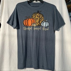 love in faith / blue ‘thankful grateful blessed’ short sleeve tee size small